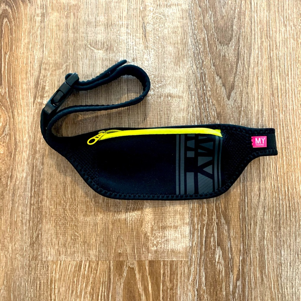 Athletic fanny pack